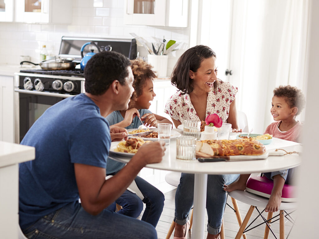 picture of family meals